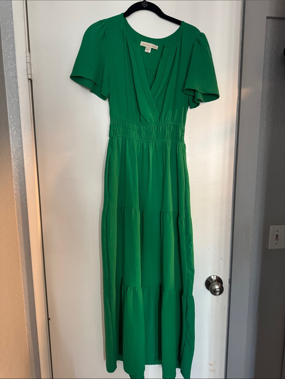 Monteau Emerald Green V-Neck Tiered Maxi Dress